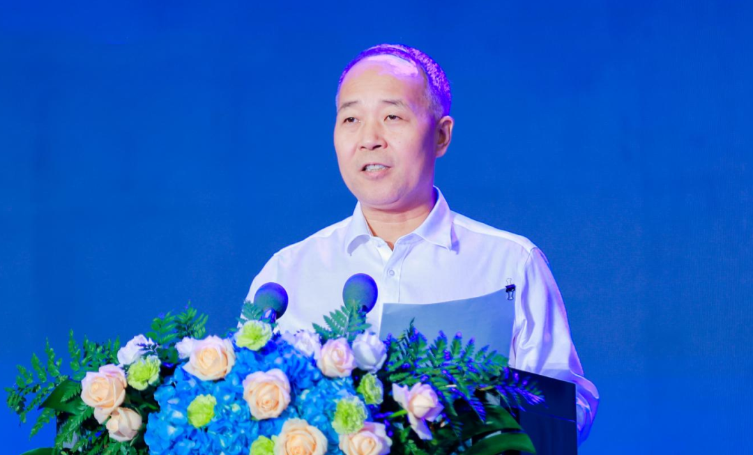 啟航新征程 點(diǎn)亮新賽道丨花花牛乳業(yè)集團(tuán)參加第十四屆中國奶業(yè)大會(huì)暨D20峰會(huì)，榮獲“中國乳制品生產(chǎn)企業(yè)現(xiàn)代化等級5A級”評定殊榮