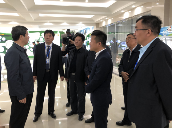 河南省委副書記、省長陳潤兒一行蒞臨 花花牛集團(tuán)魯山瑞亞牧業(yè)有限公司視察調(diào)研