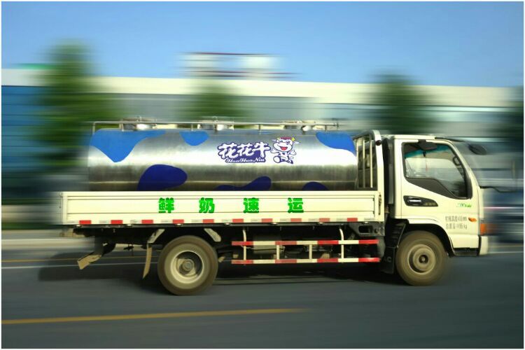 走進(jìn)工廠(chǎng) 走進(jìn)工廠(chǎng)