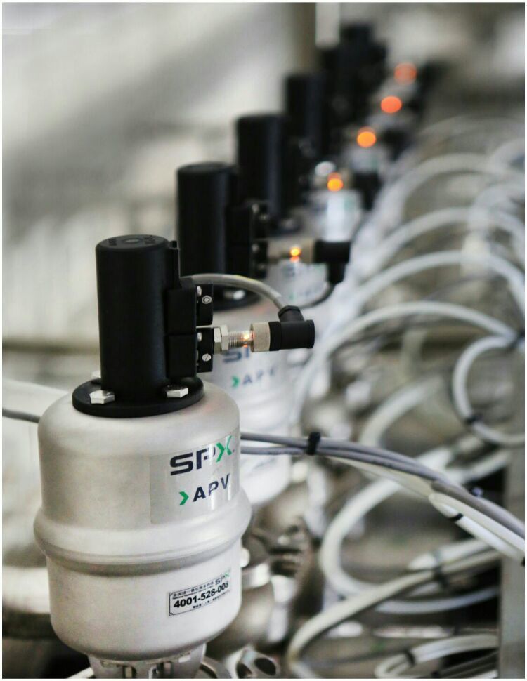 走進(jìn)工廠(chǎng) 走進(jìn)工廠(chǎng)