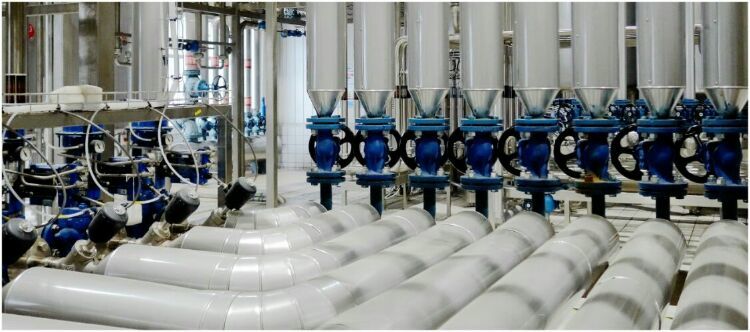 走進(jìn)工廠(chǎng) 走進(jìn)工廠(chǎng)