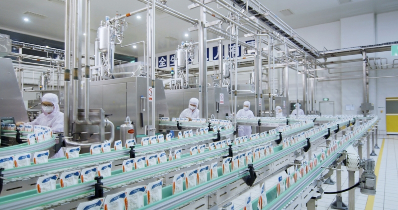 花花牛｜同舟共濟抗疫保供，全力守護鄭州市民“奶瓶子”